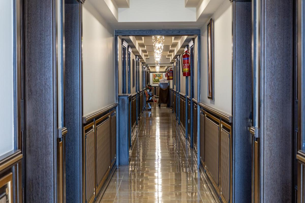 Santa Beach Hotel Айя-Тріас Екстер'єр фото