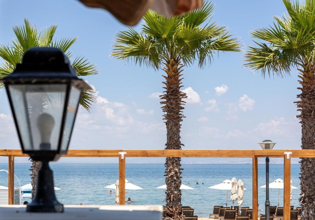 Santa Beach Hotel Айя-Тріас Екстер'єр фото