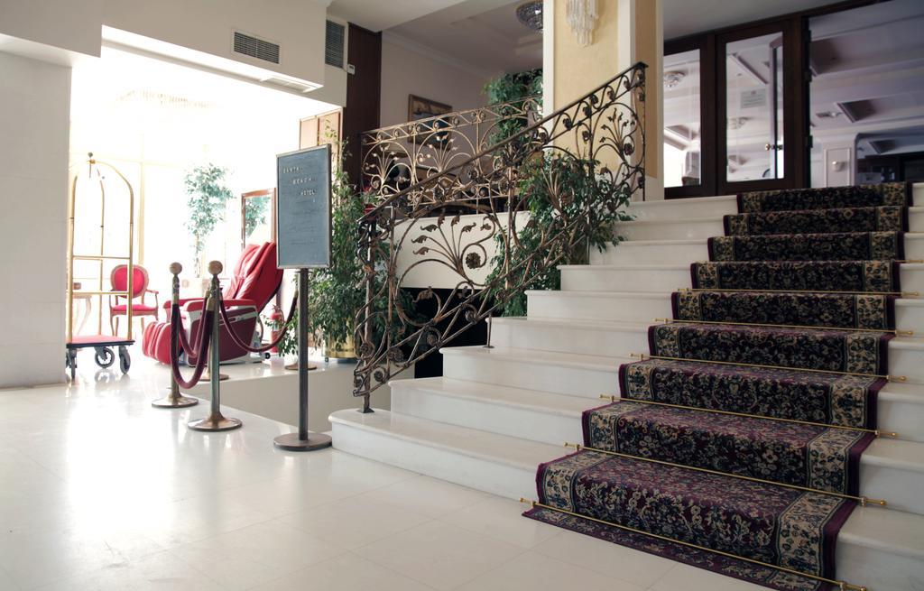 Santa Beach Hotel Айя-Тріас Екстер'єр фото